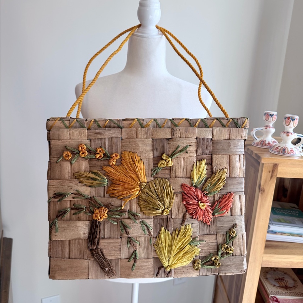 Vintage handwoven picnic basket or bag